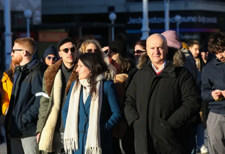 Prosvjed za ženska prava: 'Ni državu ni Boga blizu jajnika moga'