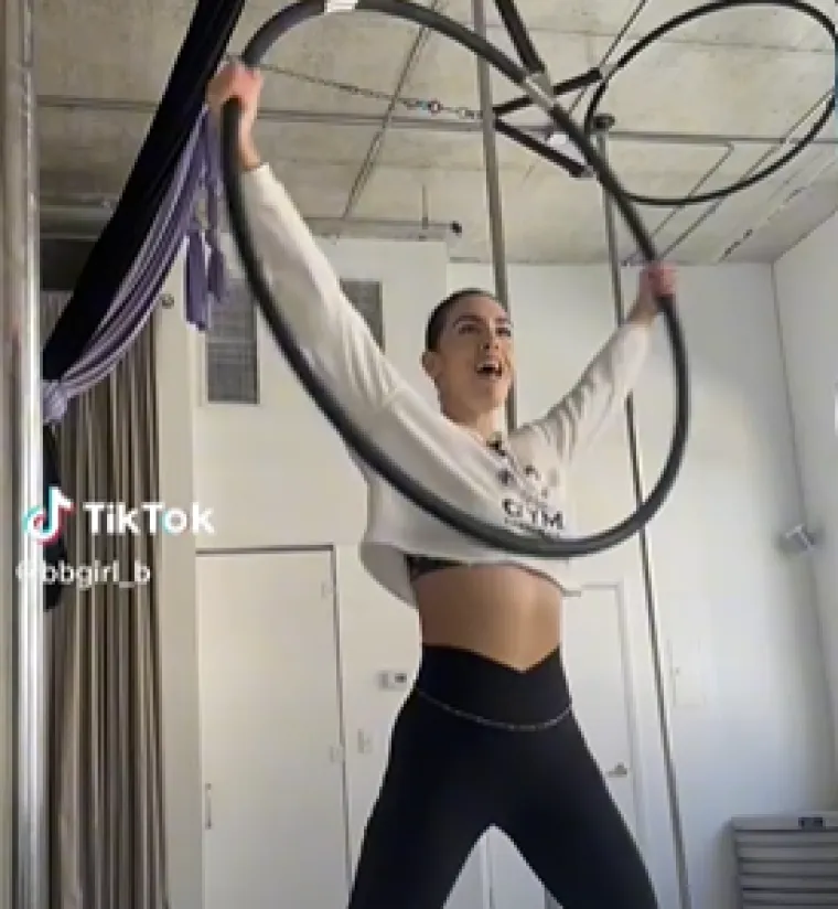 &apos;Umorila sam se od kulture povezivanja koja postoji među mnogima u 20-ima&apos;, rekla je Brenda, reklamna producentica iz Miamija na Floridi.