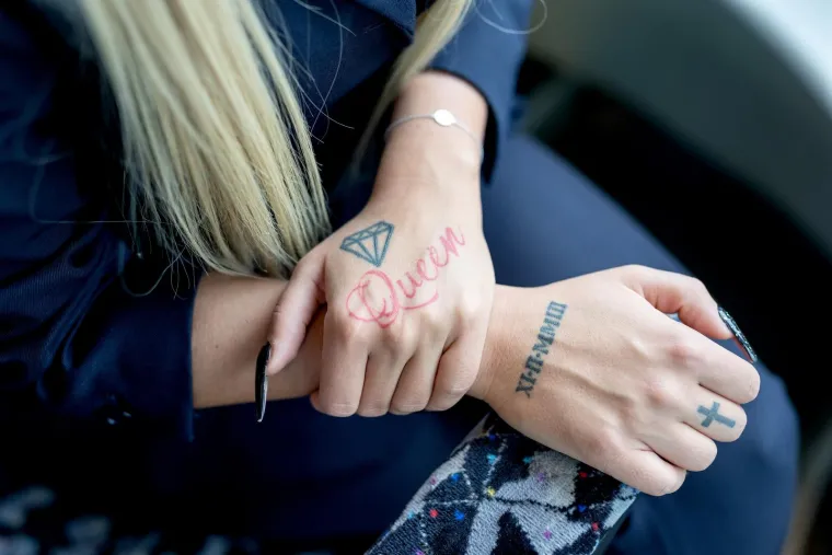 Ne staje priča o prelijepoj vozačici zagrebačkog tramvaja: Iva obožavatelje počastila novim mljac fotkama