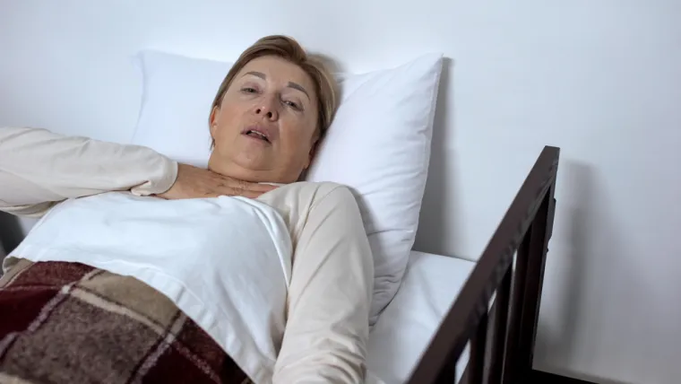 4.  “Ako u vašem domu ima vlage i plijesni, veća je vjerojatnost da ćete imati respiratorne probleme, respiratorne infekcije, alergije ili astmu&quot;, dodao je.