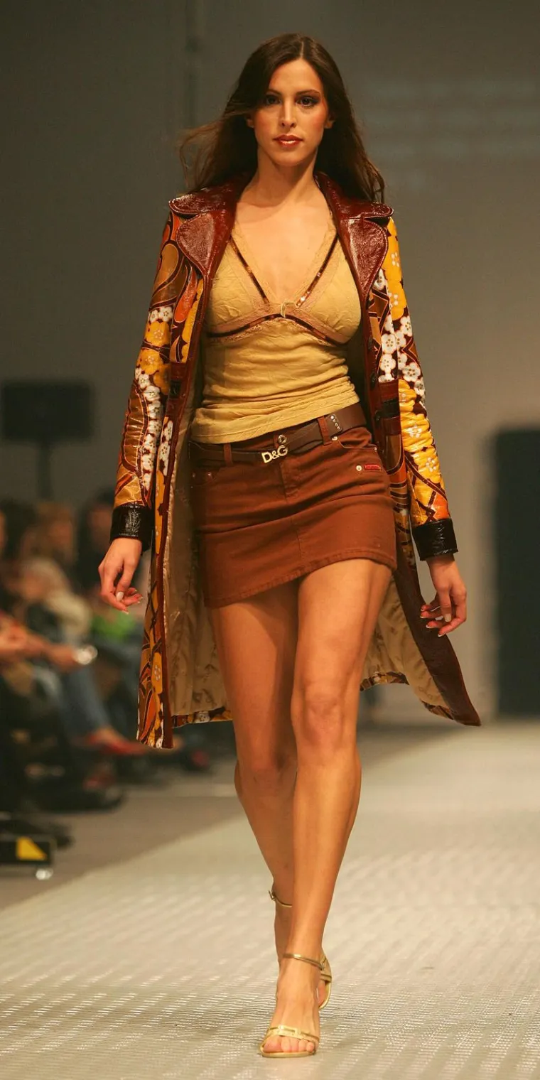 Bila je to opasno hot revija: Gole grudi, hod u donjem rublju i pad Aleksandre Grdić