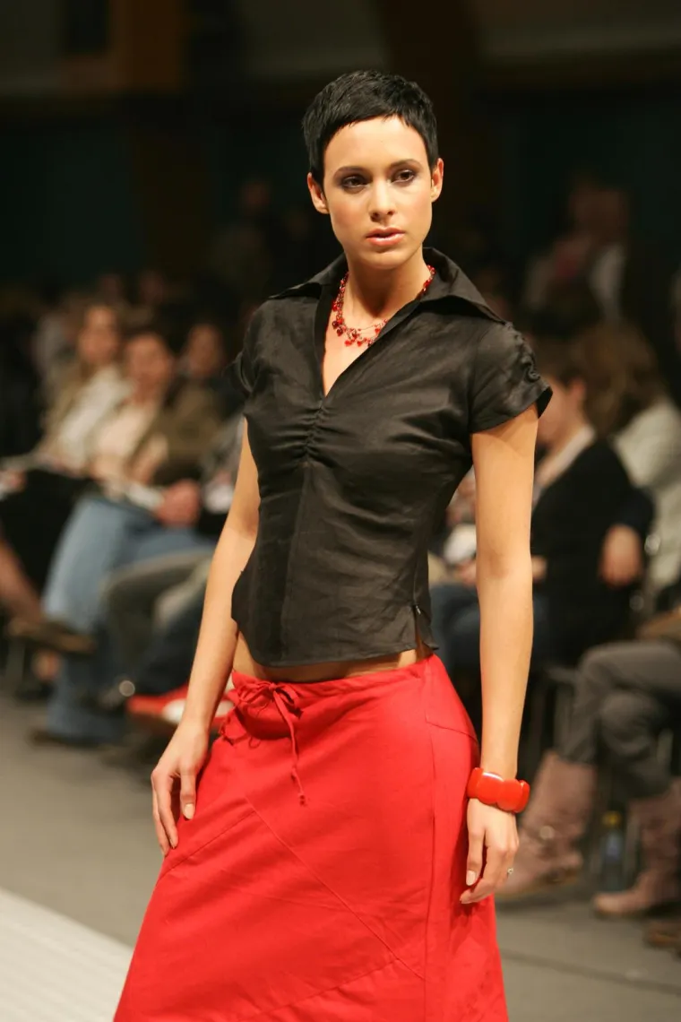 Bila je to opasno hot revija: Gole grudi, hod u donjem rublju i pad Aleksandre Grdić