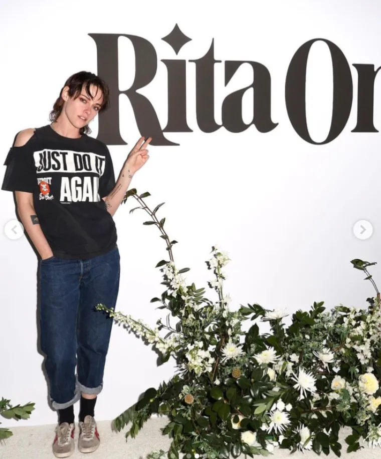 Rita Ora pojavila se na događaju samo u gaćicama, ova izazovna kreacija nije gotovo ništa sakrila