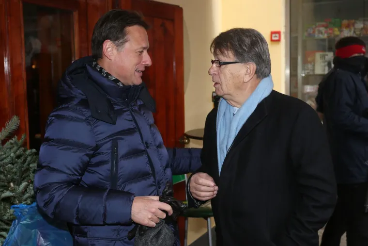 Tu je bio svaki dan: Pogledajte kako nakon Ćirine smrti izgleda njegov omiljeni kafić u centru Zagreba