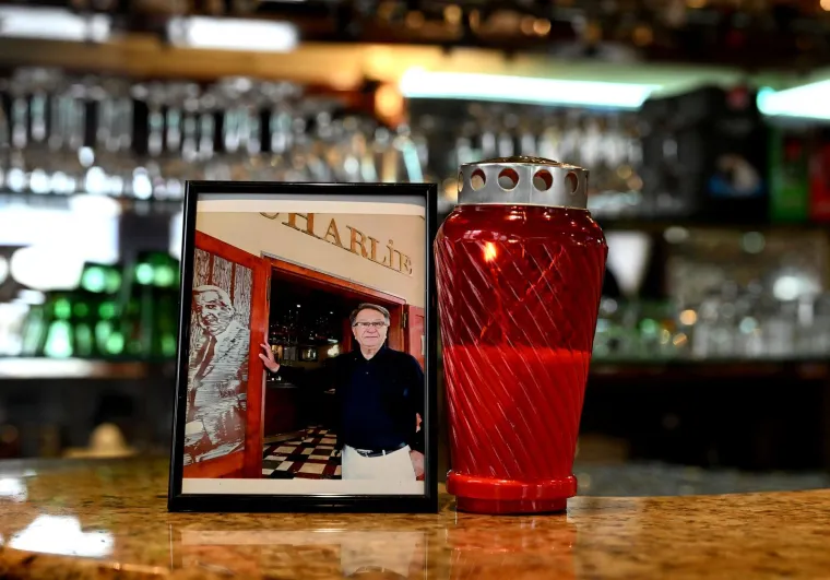 Tu je bio svaki dan: Pogledajte kako nakon Ćirine smrti izgleda njegov omiljeni kafić u centru Zagreba