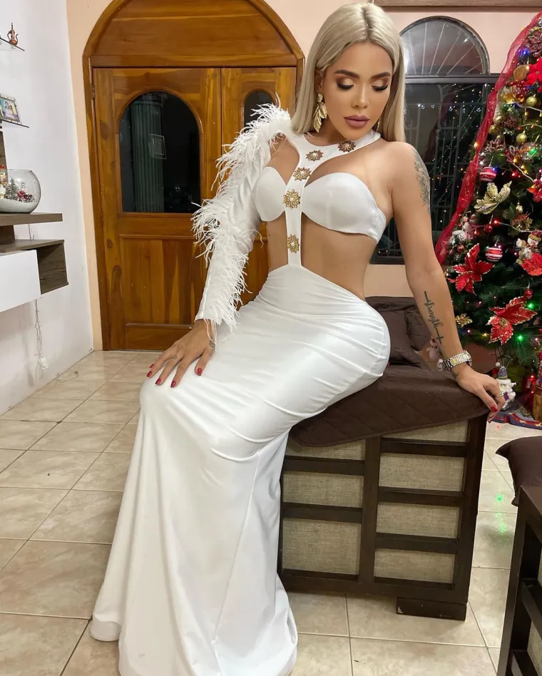 Hranila im je prljave fantazije, a sada će i gladna usta: Djevojka s OnlyFansa izabrana za gradonačelnicu!