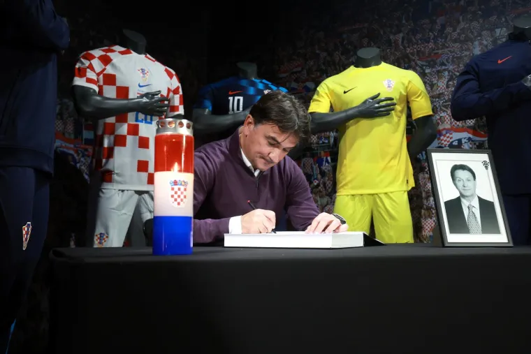 Otvorena knjiga žalosti za Ćiru Blaževića, Dalić se upisao među prvima. Potvrđen i točan termin pokopa