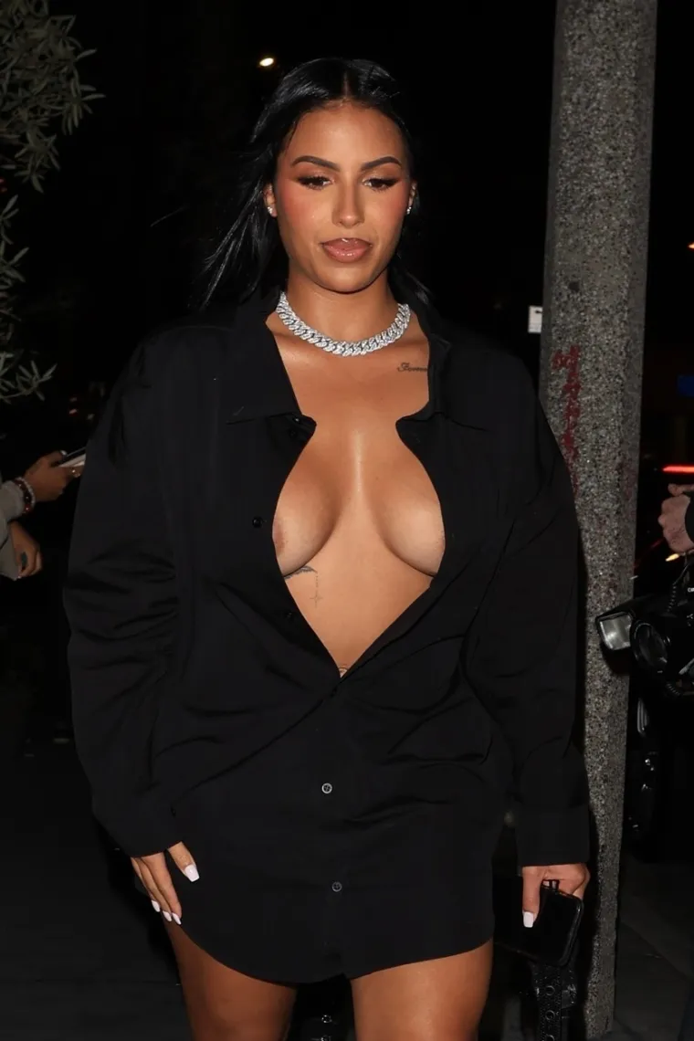 Osmijeh sve govori: Kanyeova biv&scaron;a je najsretnija kad nema odjeće na sebi, a i ostali se osjećaju blagoslovljeno