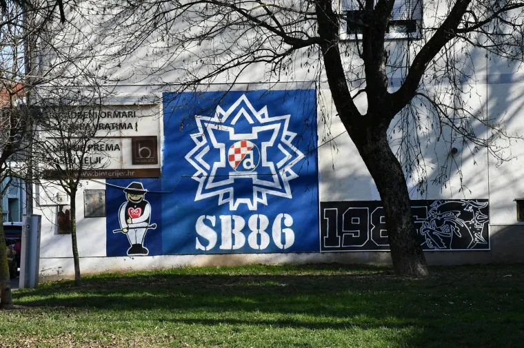 U Slavonskom Brodu sve vi&scaron;e je navijačkih grafita i murala: Jedna grupa dominira