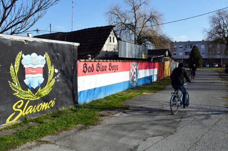 U Slavonskom Brodu sve vi&scaron;e je navijačkih grafita i murala: Jedna grupa dominira