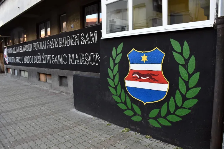 U Slavonskom Brodu sve vi&scaron;e je navijačkih grafita i murala: Jedna grupa dominira