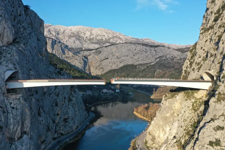 Most kod Omiša gotovo spojen i gotovo na istoj razini. Glibota za Danas ranije otkrio što ga dalje čeka