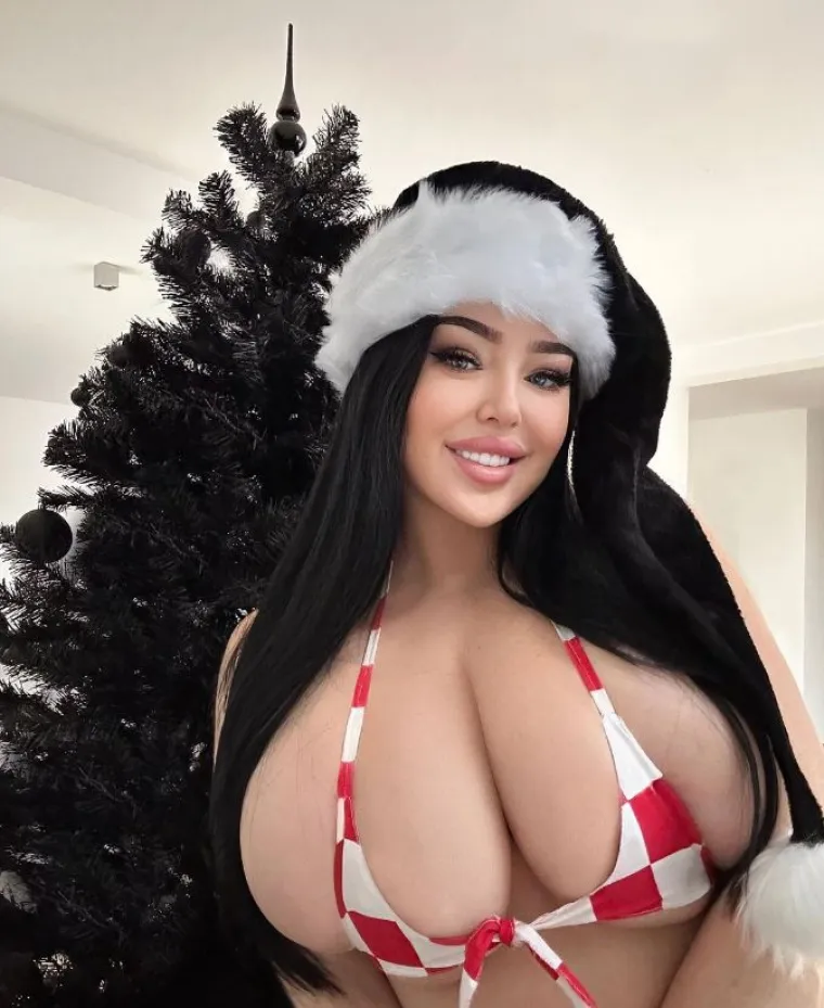 Claudia Rivier pokazala kako joj stoji siću&scaron;na majica: 'Da je biti seksi zločin, bila bi kriva po svim točkama optužnice!'