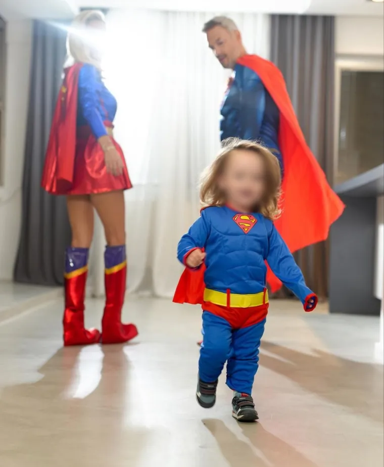 &Scaron;uputica zategla minjak i visoke čizme pa pokazala &scaron;to ona, Bloom i Nenad imaju zajedničko: 'Danas je jedan od onih dana'