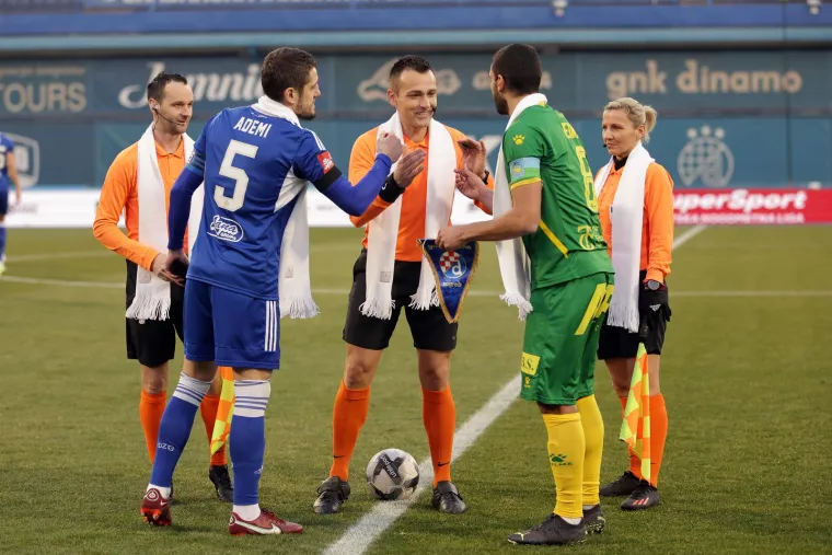 Maksimir se oprostio od Ćire Blaževića minutom &scaron;utnje: Predivna gesta igrača Dinama i Istre uoči utakmice