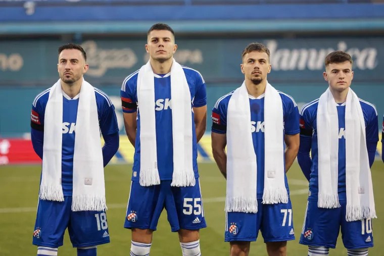 Kakva gesta: Igrači Dinama i Istre na teren iza&scaron;li s detaljem na koji bi Ćiro bio ponosan