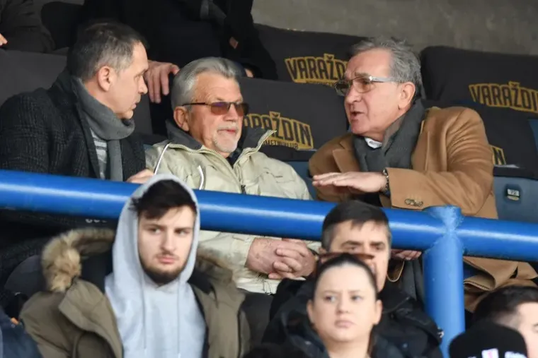 Spektakl u Varaždinu: Izbornik Dalić gledao utakmicu, Torcida poslala poruku upravi