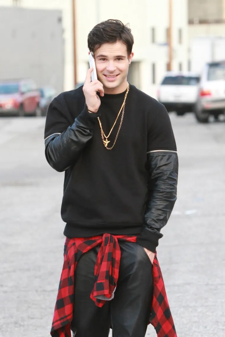 Miljenik žena pronađen mrtav u stanu, policiju dočekao užasan prizor: Prezgodni glumac i pjevač dugo se borio s alkoholom...