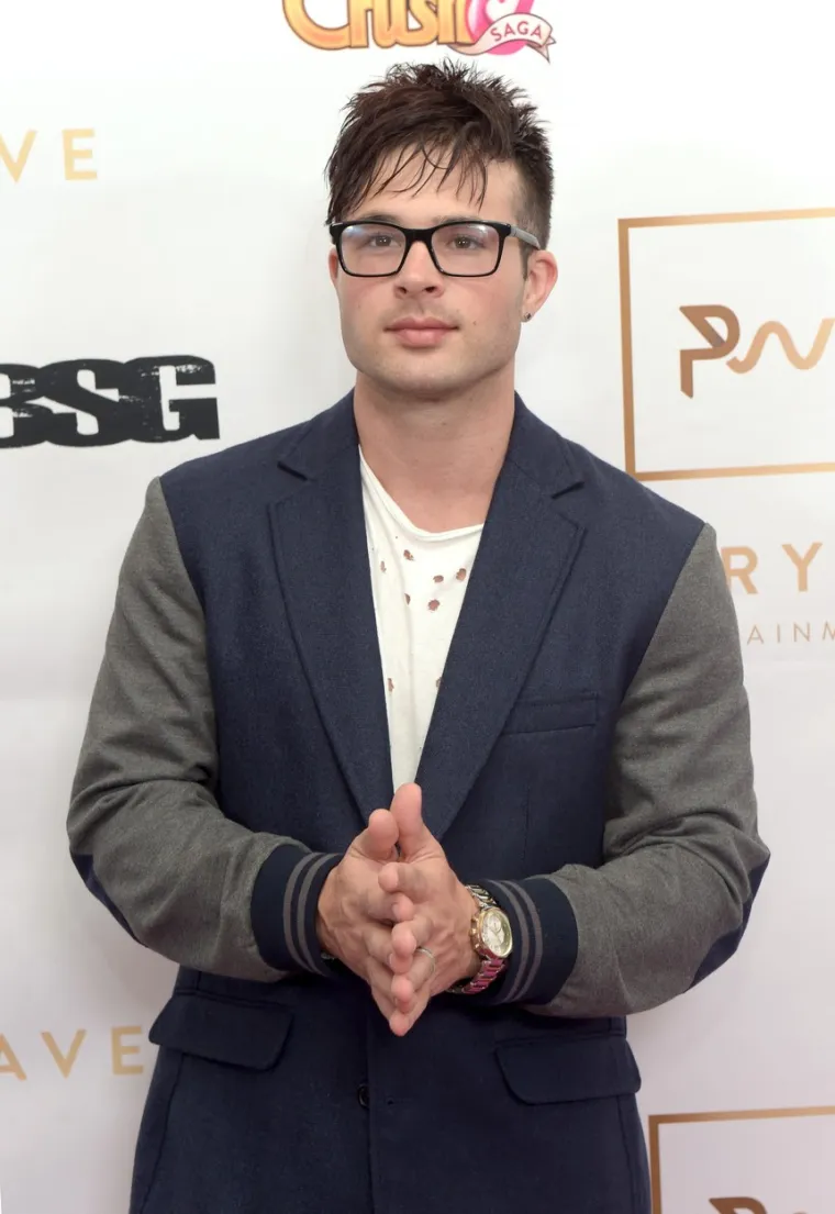 Miljenik žena pronađen mrtav u stanu, policiju dočekao užasan prizor: Prezgodni glumac i pjevač dugo se borio s alkoholom...