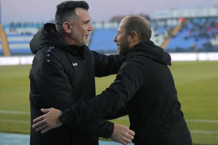 Osijek je time nakon poraza kod Lokomotive u pro&scaron;lom kolu ovaj put uhvatio tek bod, dok je klub iz Koprivnice remizirao treći put u zadnja četiri prvenstvena susreta. Osječani su bili prilično nemoćni tijekom prvog dijela po suparnička vrata. 