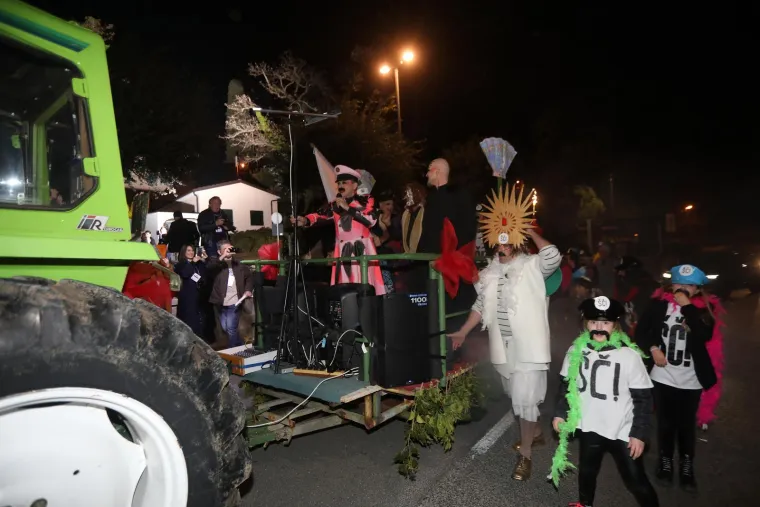 Let 3 na Doru stigao u traktoru!