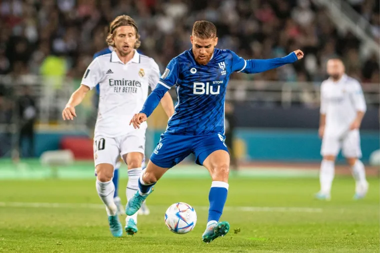 Luka Modrić peti puta svjetski prvak:  Samo tri trofeja nedostaju mu da postane najtrofejniji igrač Reala u povijesti