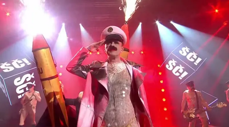 Rakete, Lenjin, ruže u stražnjici...: Ovako je izgledao spektakularan nastup Let 3 na Dori