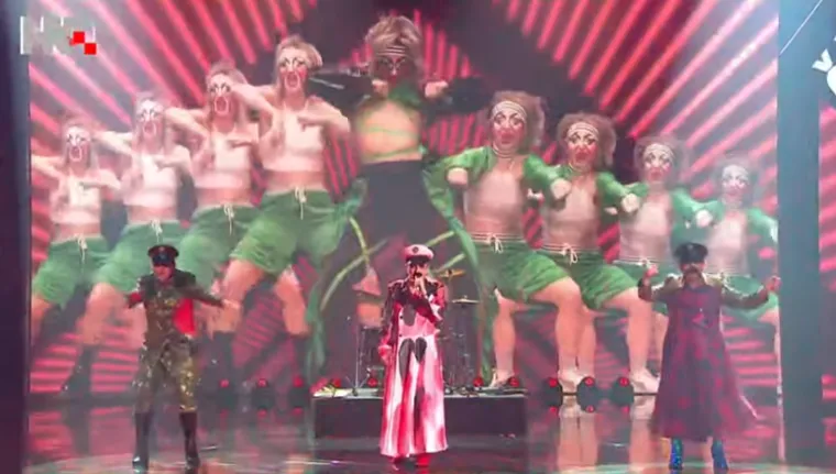 Rakete, Lenjin, ruže u stražnjici...: Ovako je izgledao spektakularan nastup Let 3 na Dori