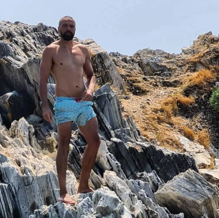 Nije nikakvo čudo što je Hedviga 'odlijepila' za njim: Zoran iz 'Braka na prvu' često je bez majice, a ima se čime i pohvaliti