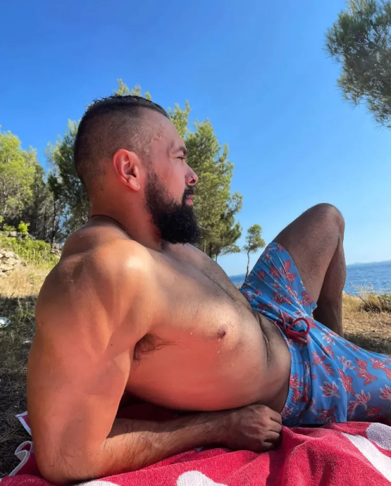 Nije nikakvo čudo &scaron;to je Hedviga 'odlijepila' za njim: Zoran iz 'Braka na prvu' često je bez majice, a ima se čime i pohvaliti