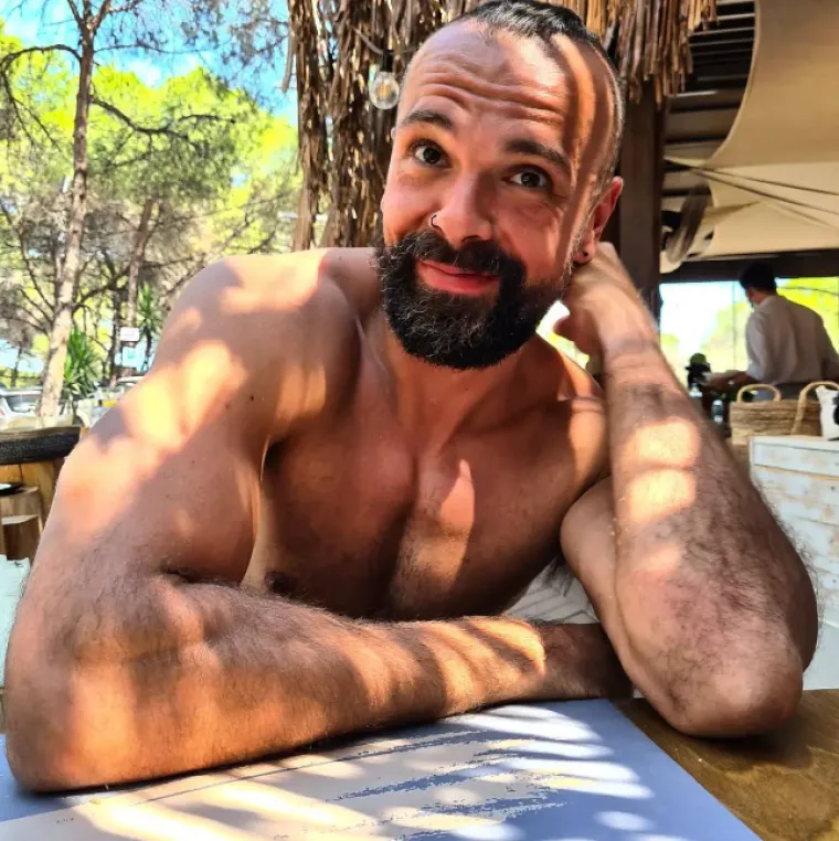 Nije nikakvo čudo &scaron;to je Hedviga 'odlijepila' za njim: Zoran iz 'Braka na prvu' često je bez majice, a ima se čime i pohvaliti