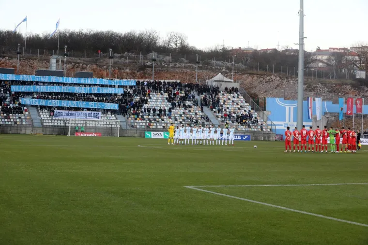 Pogledajte transparent koji je Armada posvetila Ćiri Blaževiću: 'Znaš, sine, jedna stvar nema cijenu'