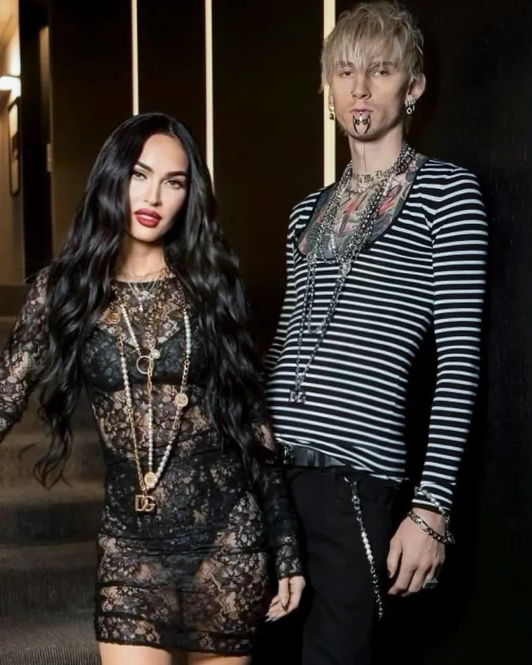 Prije samo nekoliko dana, Megan je odala počast svom dragom dan nakon dodjele Grammyja, na kojoj je bio nominiran za nagradu za najbolji rock album za svoj album Mainstream Sellout, no čini se da je nešto pošlo po zlu.