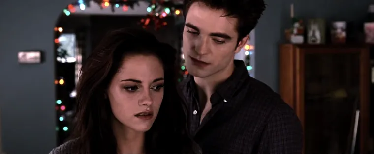 4. Edward i Bella iz &quot;Sumraka&quot; - Unatoč svojoj ogromnoj popularnosti, Sumrak saga - u kojoj se 17-godišnja Bella zaljubljuje u 104-godišnjeg vampira, Edwarda Cullena - nedvojbeno je toksična na nekoliko načina. A razlika u godinama samo je vrh ledenog brijega. Bella je mlađa i nije sigurna što zapravo zaslužuje. Nasuprot tome, Edward nam pokazuje mnoge crte toksičnog partnera - svjesno je pokušava kontrolirati, ne poštuje njene granice, uhodi je i provaljuje joj u kuću da bi ju gledao kako spava. 