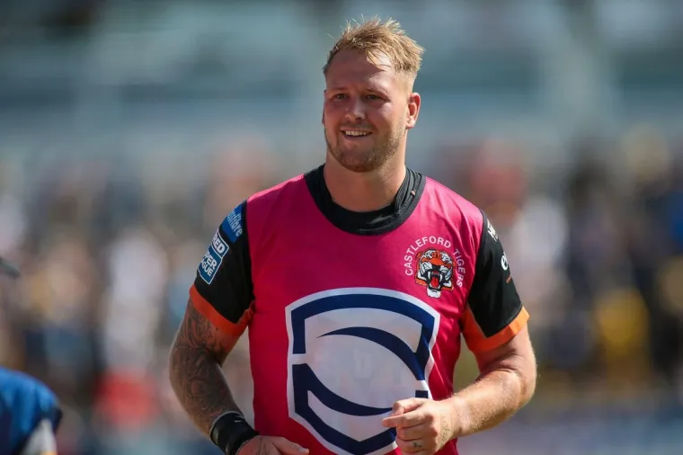 Kakav gad! Procurila snimka seksa zvijezde s prijateljevom ljubavnicom: Uhvaćen spuštenih gaća, a supruga ga izbacila iz kuće