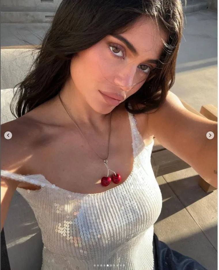 Kylie Jenner pozirala potpuno gola pod tušem pa pobrala milijune lajkova: 'Danas je težak dan za njene hejtere'