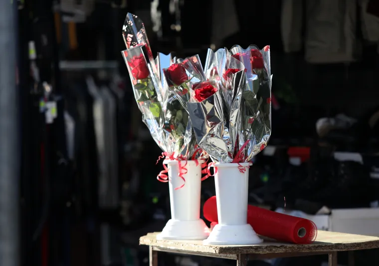 Dan je zaljubljenih, a &Scaron;ibenčani nisu zaboravili na svoje dame. Od ranog jutra kupuju cvijeće