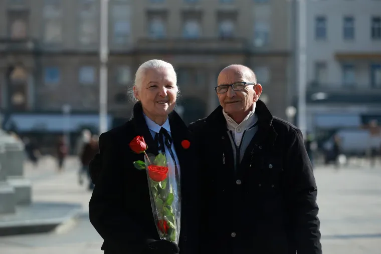Zagreb je od jutra u znaku Valentinova: Radnik Čistoće nakon smjene požurio po cvijeće za voljenu osobu