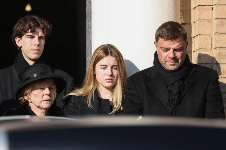 Obitelj Miroslava Ćire Blazevića