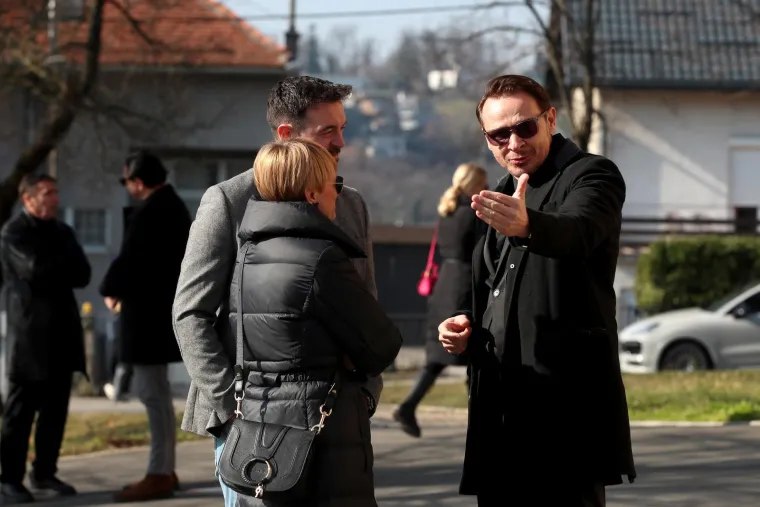 Enis Be&scaron;lagić