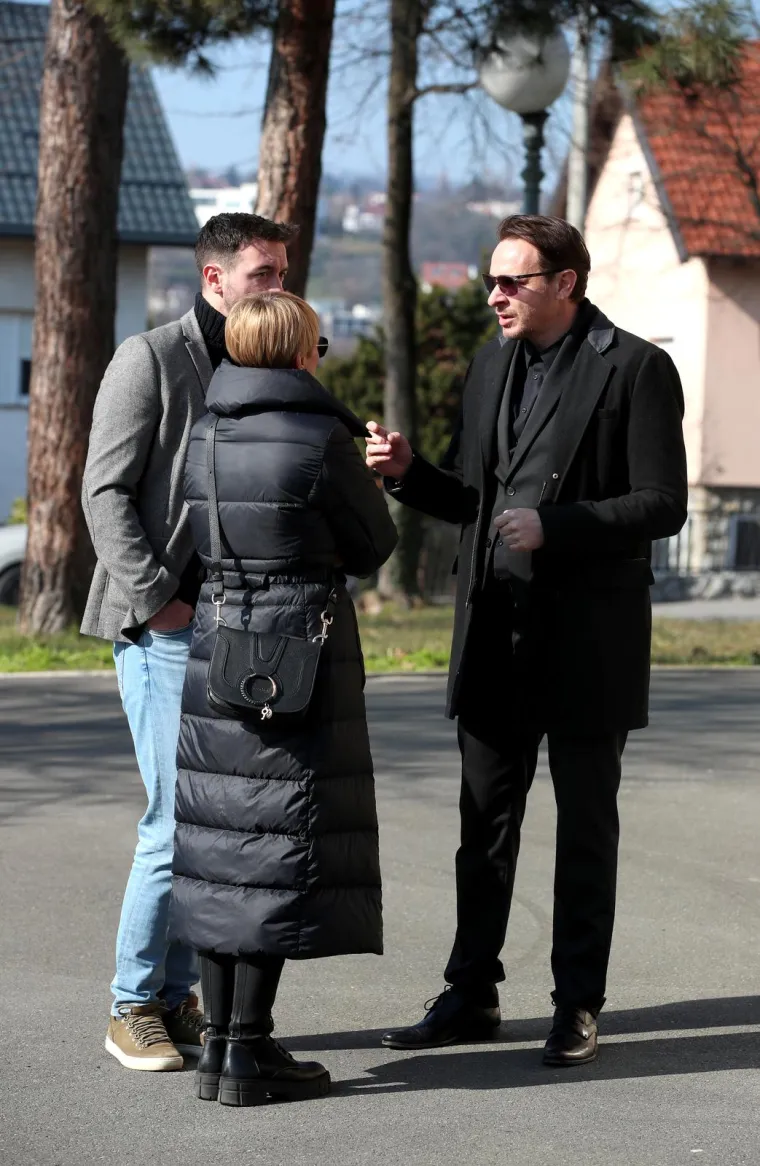 Enis Be&scaron;lagić