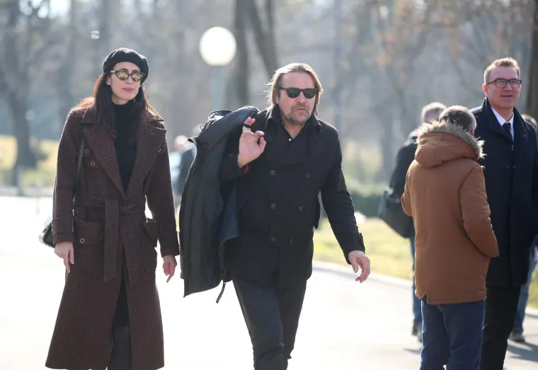 Sva Ćirina djeca na jednom mjestu: Njegovu Zdenku držala je kći Barbara, a sin Miroslav jedva je suzdržavao suze