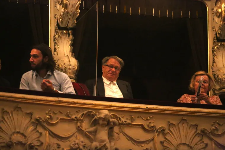 Vjenčali su se 1961. godine, a jednom je prilikom legendarni trener priznao medijima da mu je supruga najveća podr&scaron;ka i oslonac tijekom cijeloga života. Od milja ju je zvao Nena. Kada su se u jednom periodu života odselili u &Scaron;vicarsku, njegova supruga pristala je raditi svakakve poslove kako bi preživjeli. Dok je on radio u ateljeu za dekoraciju, ona je prodavala salatu.