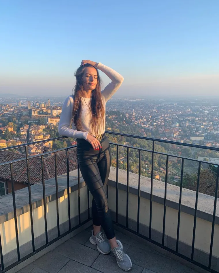 Najseksi sutkinja svijeta supruga je upoznala na utakmici Hajduka pa na vrhu popularnosti povukla neočekivan potez