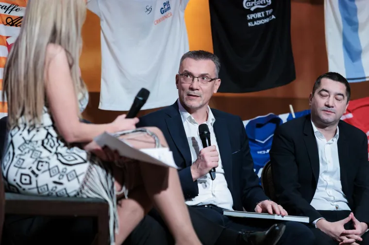 Mirta Šurjak u prvi plan izbacila noge, a pojavio se i brončani Vatreni iz '98. kojeg rijetko viđamo u javnosti