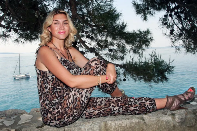 Mirta &Scaron;urjak u prvi plan izbacila noge, a pojavio se i brončani Vatreni iz '98. kojeg rijetko viđamo u javnosti