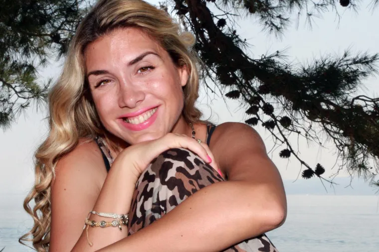 Mirta &Scaron;urjak u prvi plan izbacila noge, a pojavio se i brončani Vatreni iz '98. kojeg rijetko viđamo u javnosti