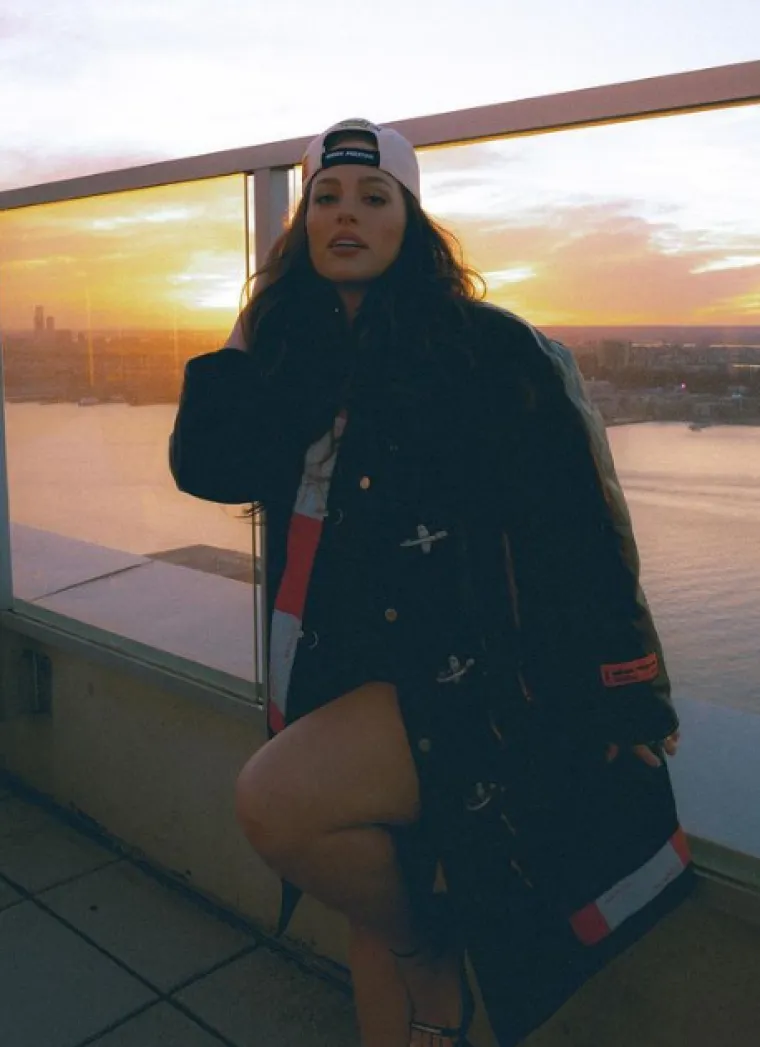 Ona je jedna od najpoznatijih 'plus size' modela na svijetu: Ima preko sto kila, ali to njoj i njenim obožavateljima uopće ne smeta