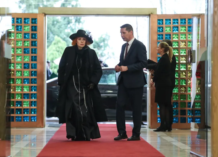 Izabrao Pantovčak, a ne Markov trg. Pjevala mu Josipa Lisac. Prije 3 godine Milanović je prisegnuo za predsjednika