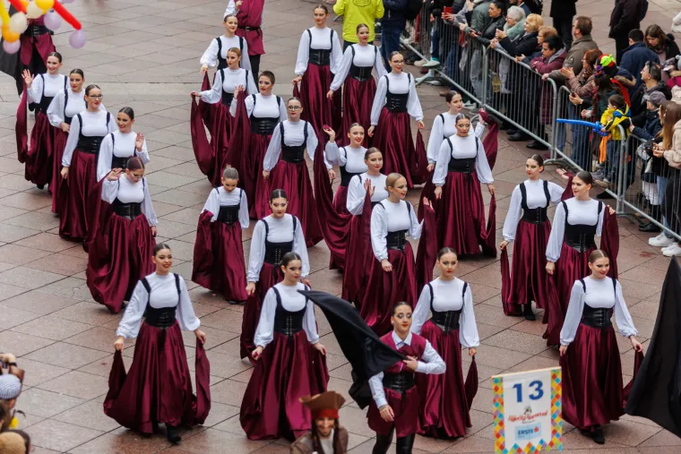 Karnevalsko ludilo u Rijeci: Došli su sa svih strana svijeta i fantastično se provode